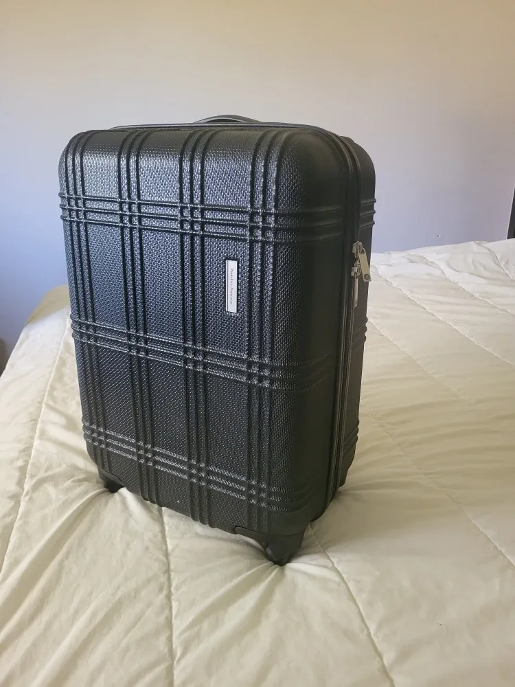 PERRY ELLIS PORTFOLIO Black Carry-On Luggage image indicator(2)