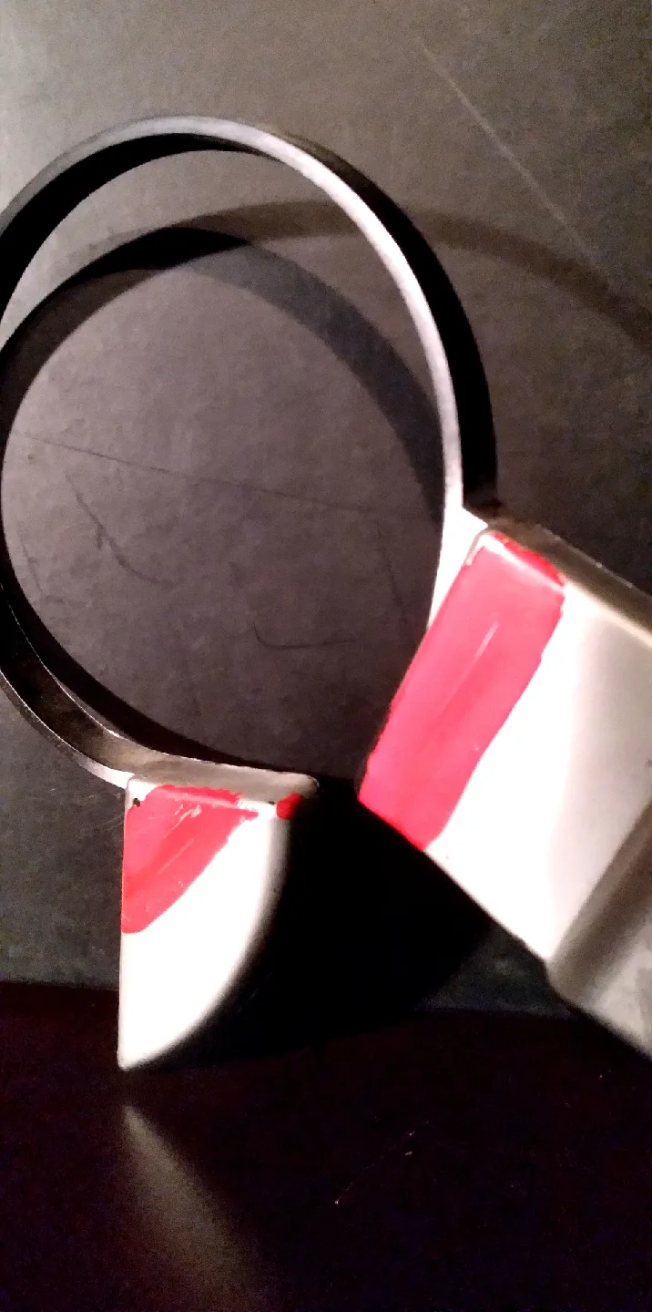 'SCREAM QUEENS' COLLECTIBLE PROP ACCESSORY image indicator(4)