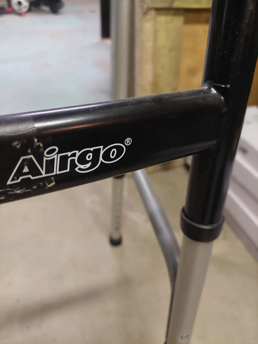 Airgo Walker image indicator(2)