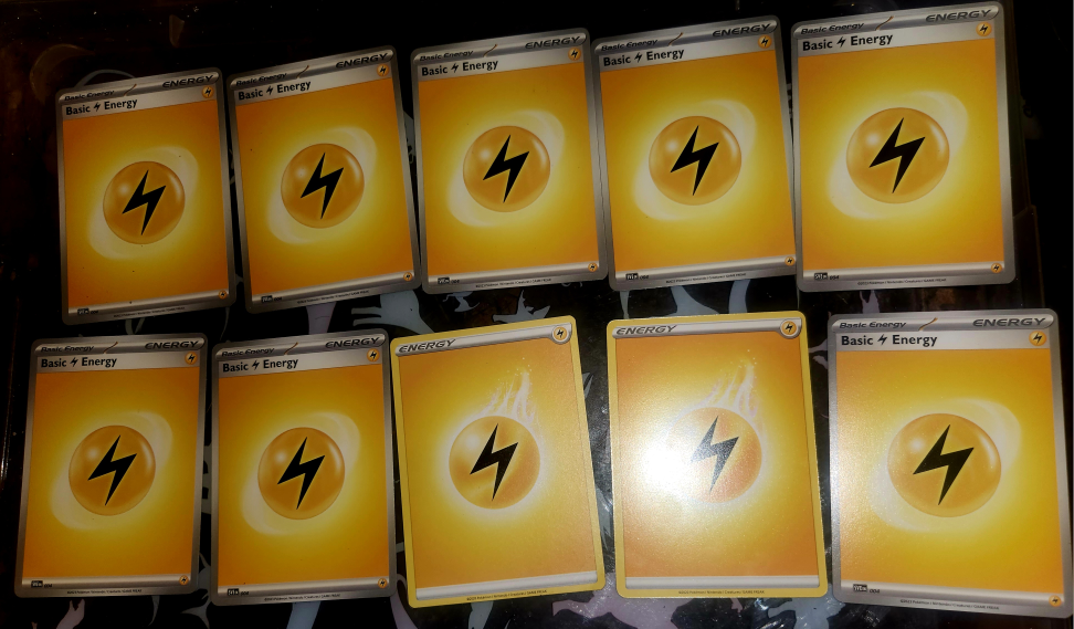 Pokemon Basic Energy Cards - Mixed Lot - photo 4
