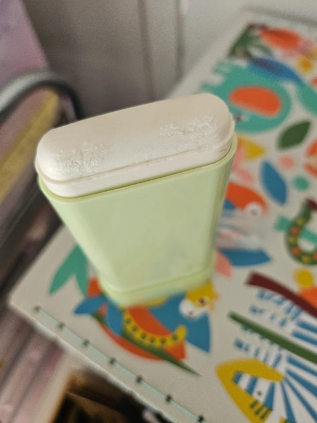 Pixi On-the-Glow Superglow Highlight Stick image indicator(2)