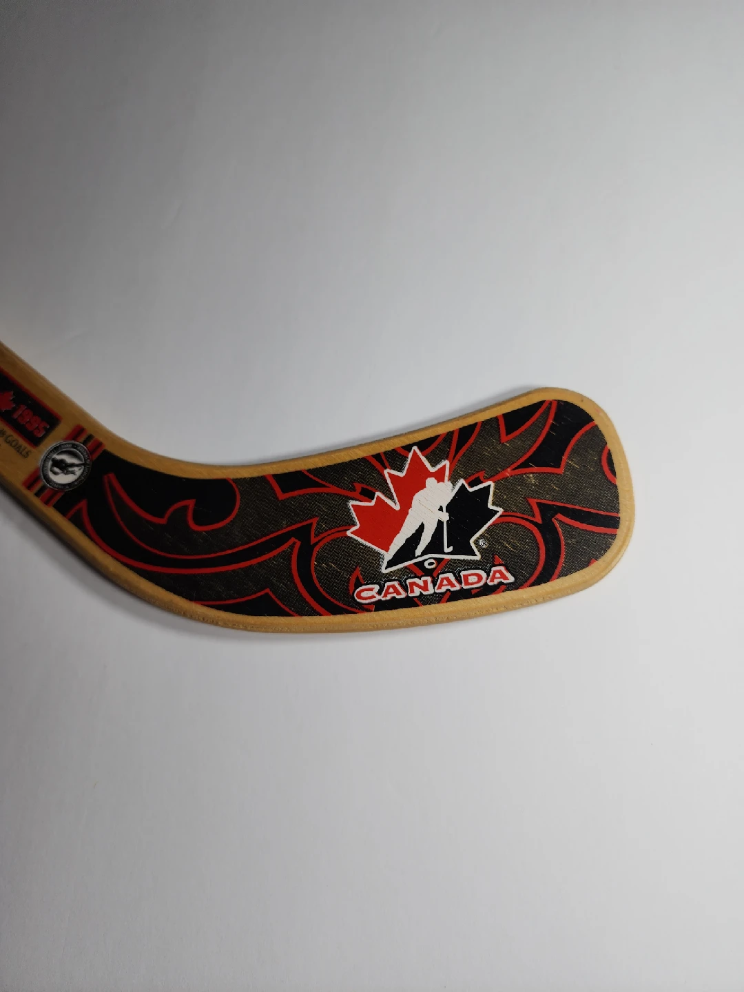 Canada 1995 World Juniors Mini Hockey Stick - photo 2
