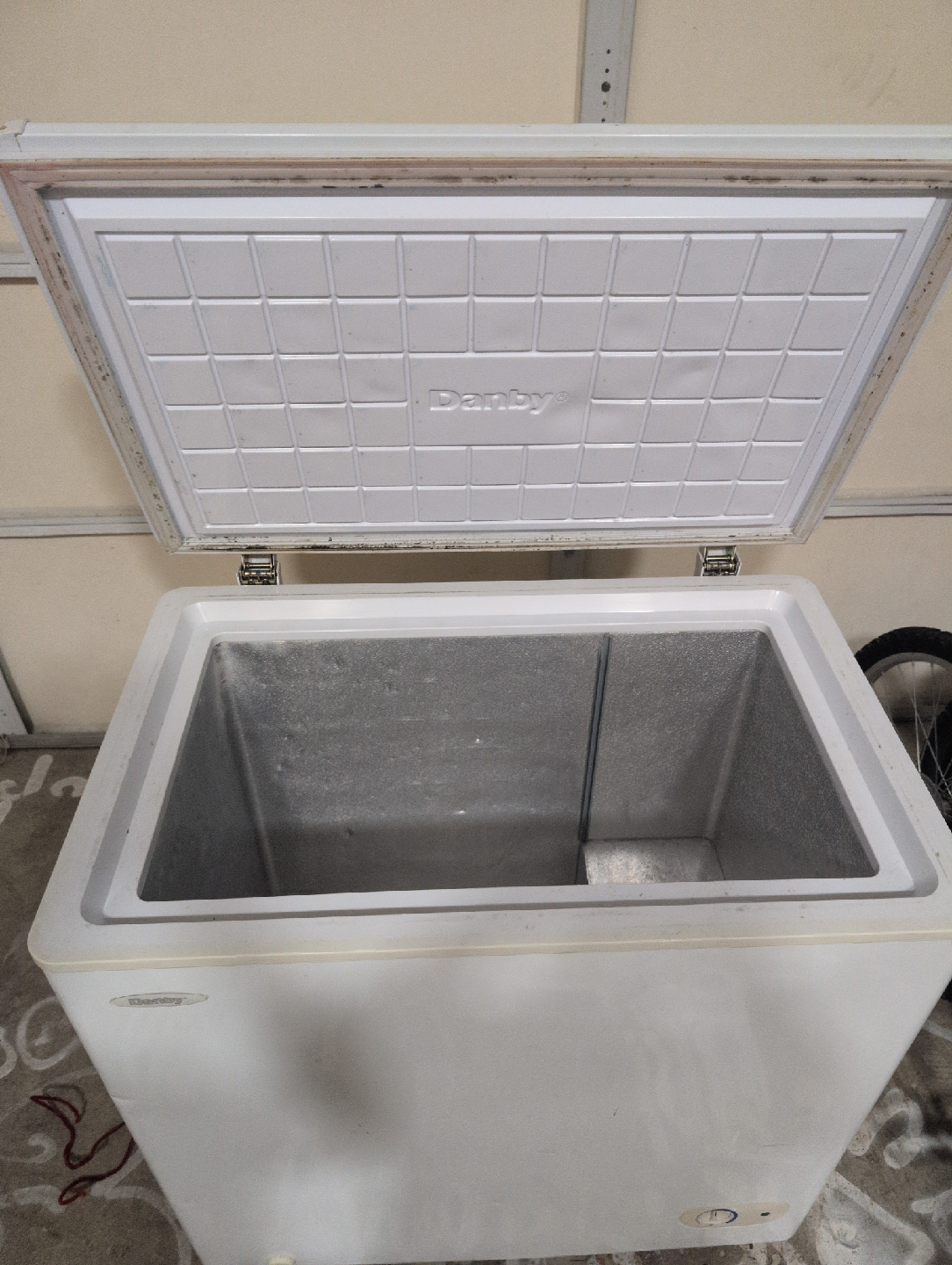 Danby Chest Freezer - photo 2