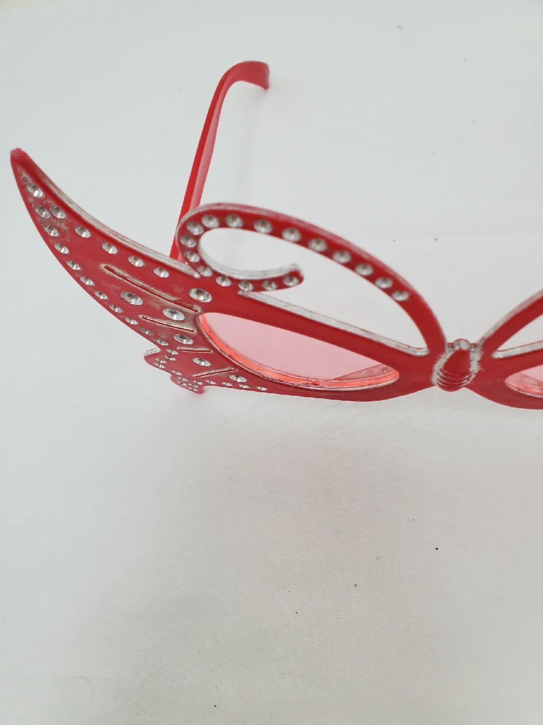 Free Red Butterfly Wing Sunglasses image indicator(2)