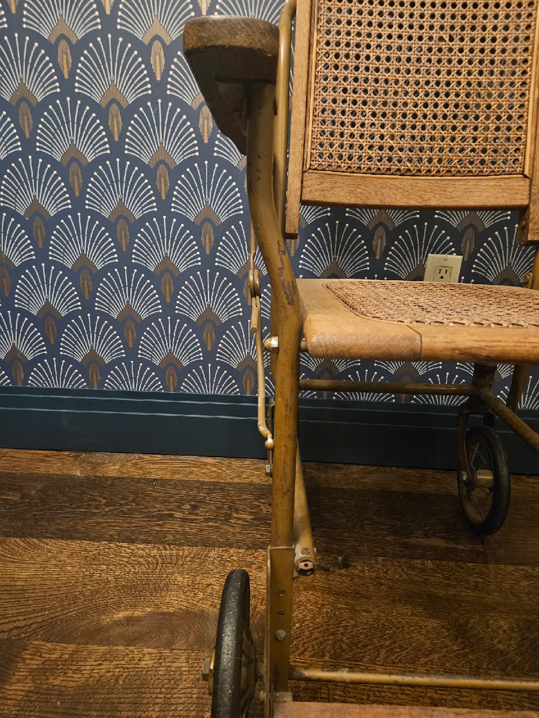 Vintage Wicker and Wood Wheelchair image indicator(5)