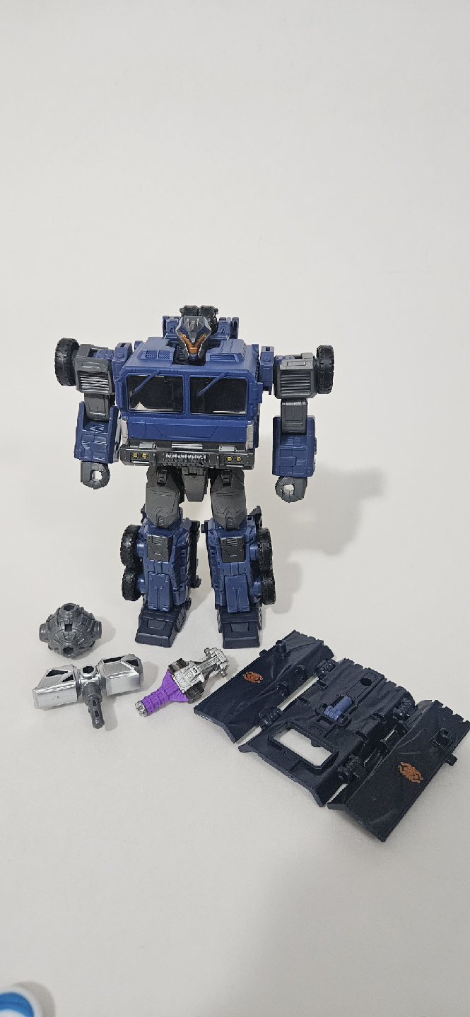 Transformers Legacy United Doom n Destruction Breakdown