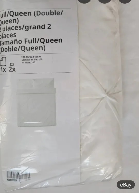 White Full/Queen Duvet cover with 2 shams only image indicator(2)