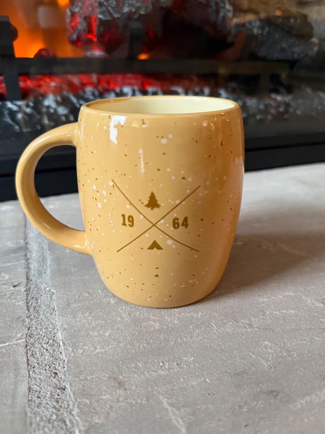 Tim Hortons Limited Edition Mug image indicator(2)