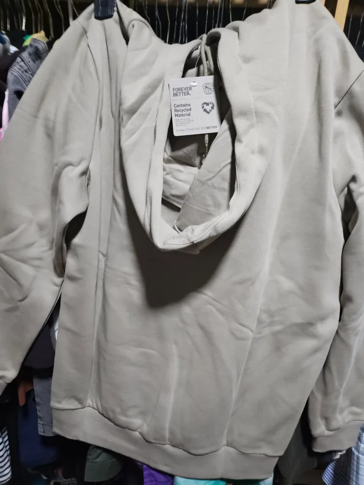 Puma Hoodie - Size M image indicator(4)