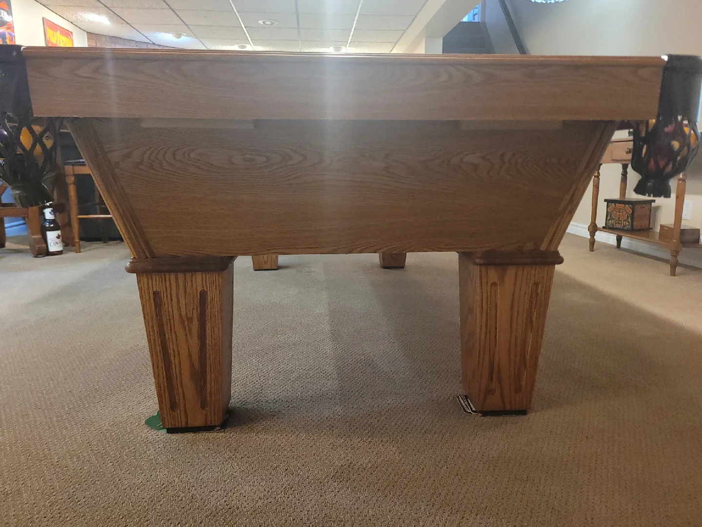 Olhausen The Billiard Oak Pool Table with Cue Rack image indicator(4)