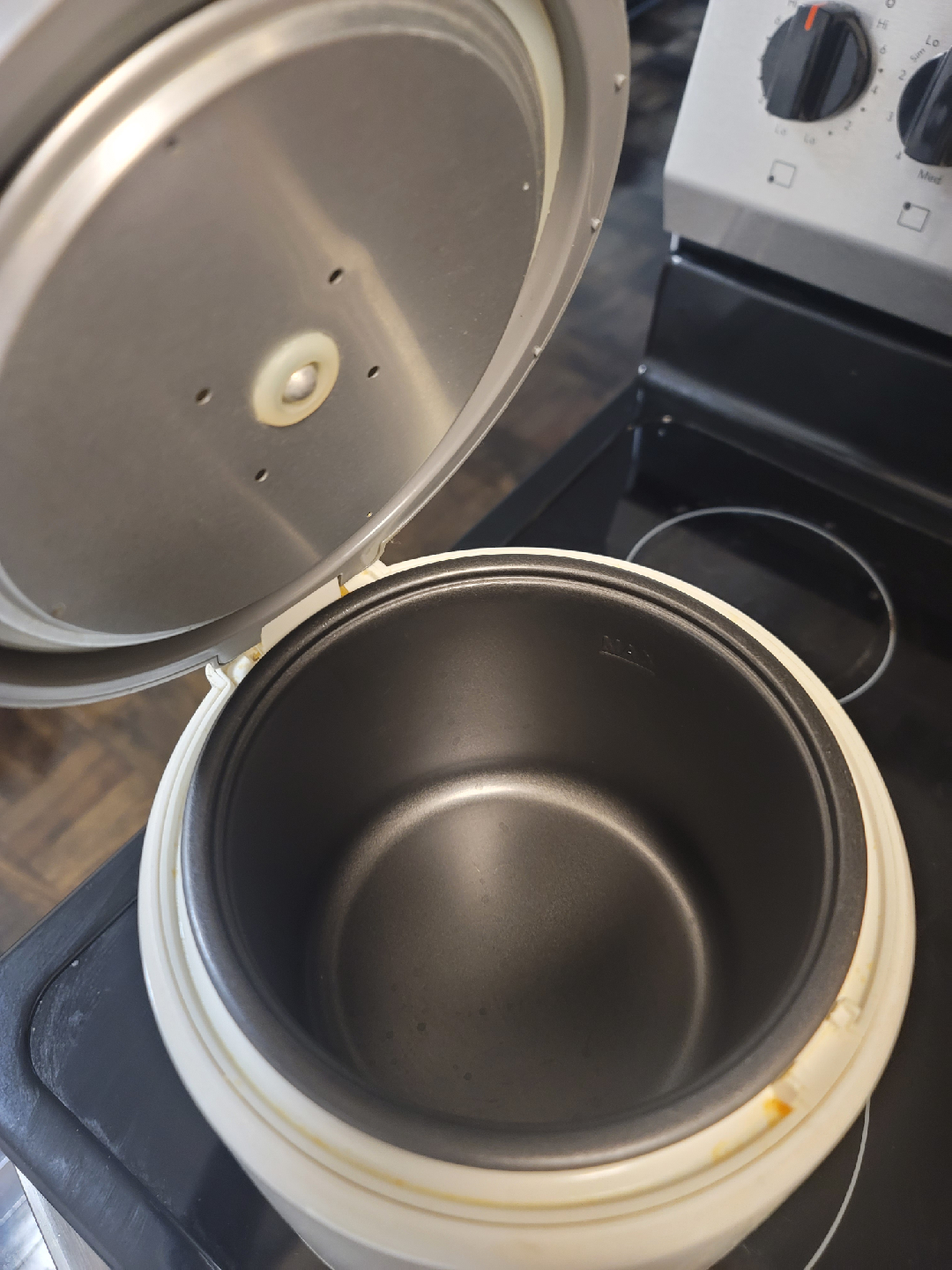 Hamilton Beach Rice Cooker - photo 2