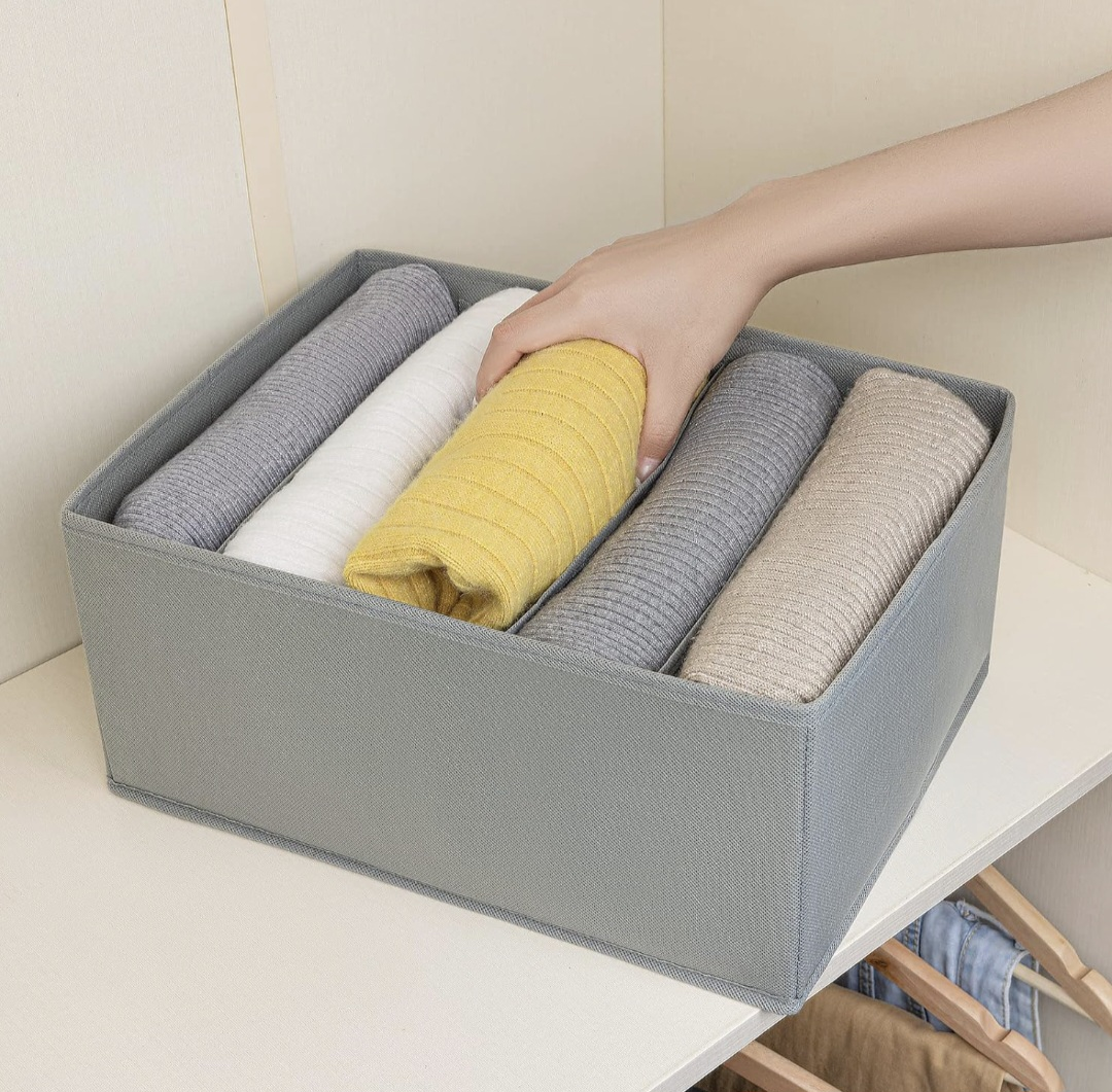4 Pack Foldable Closet Clothes Organizer - 5 Grids