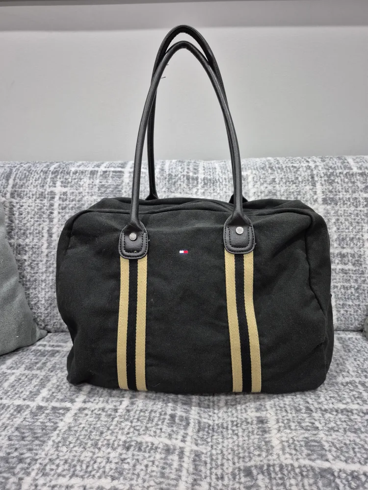 Tommy Hilfiger Black Tote Bag image indicator(2)