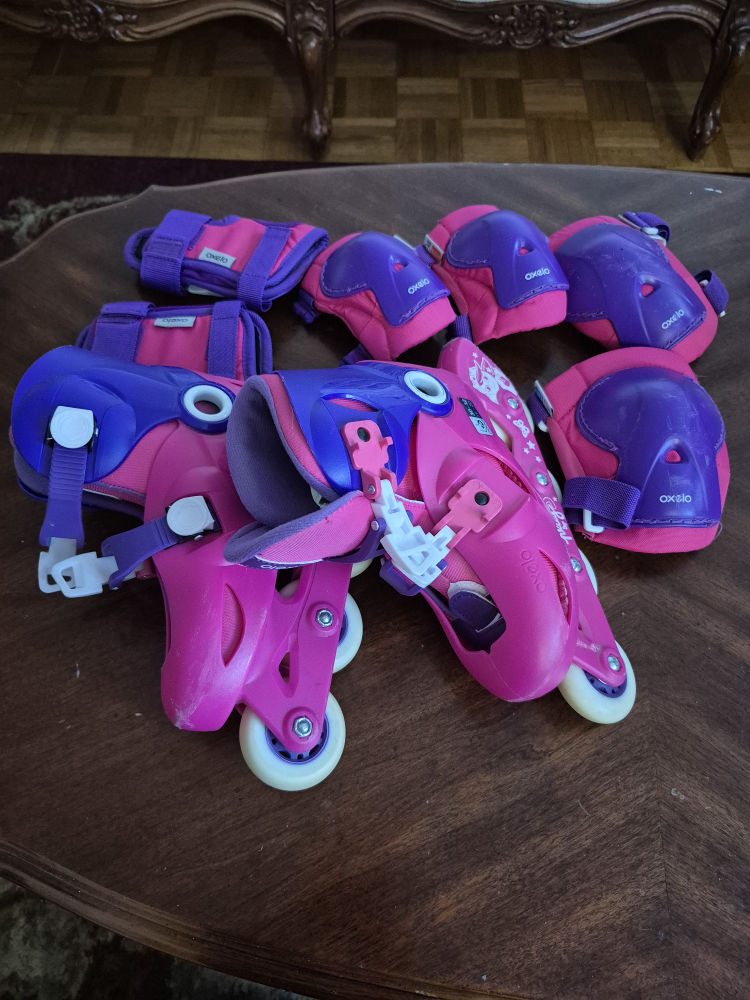 Oxelo Kids Roller Skates & Protective Gear Set - photo 2