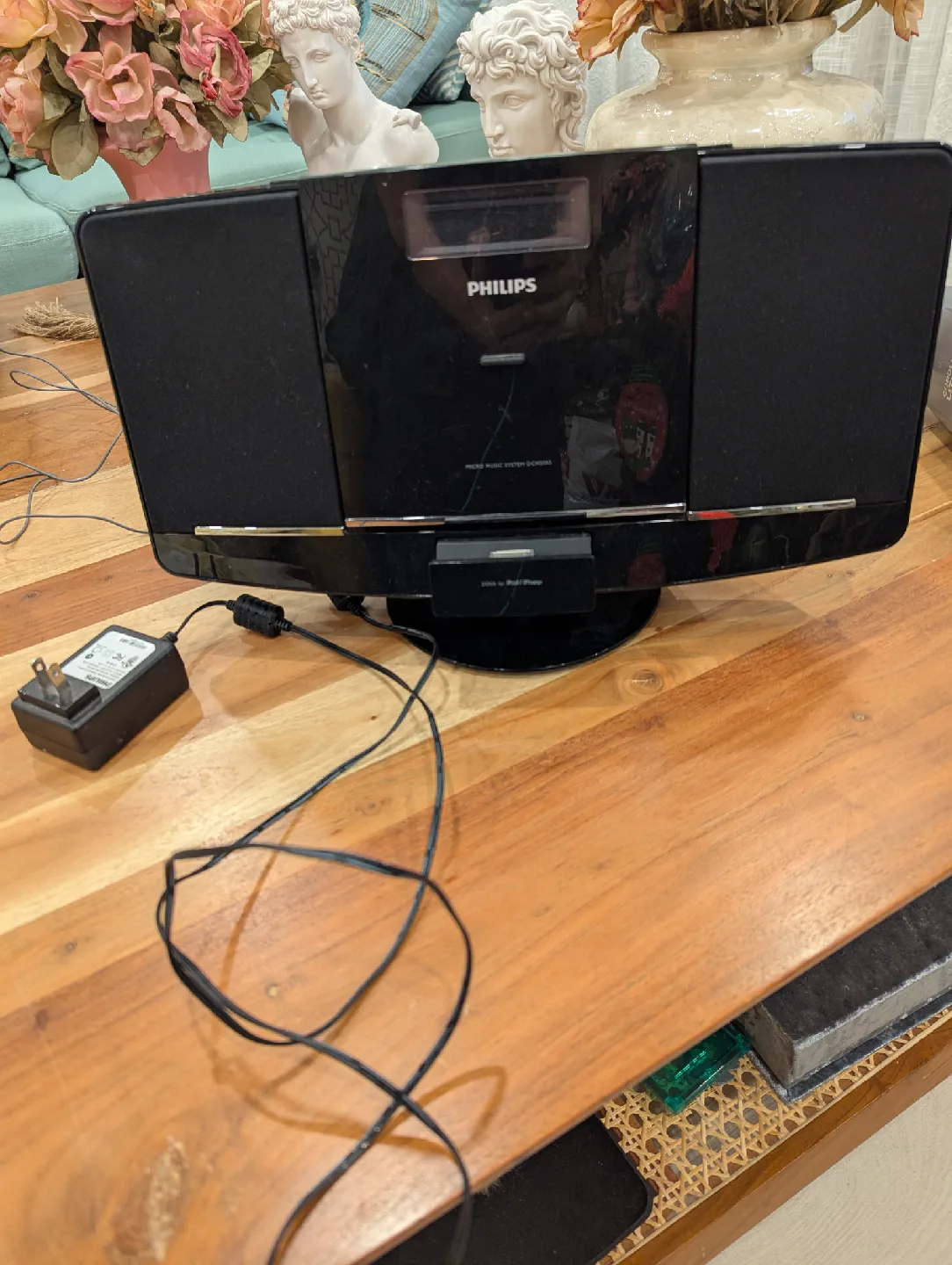 PHILIPS CD RADIO PLAYER WORKING CONDITION thumbnail