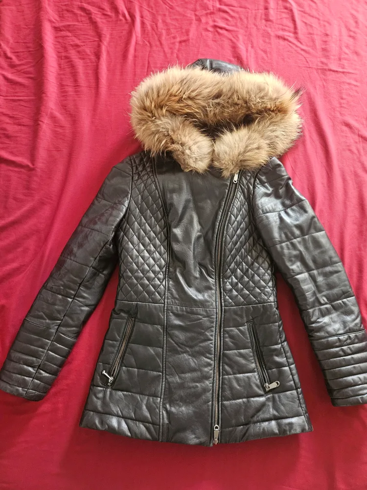 Danier Leather Jacket - Women's Size 2XS image indicator(2)