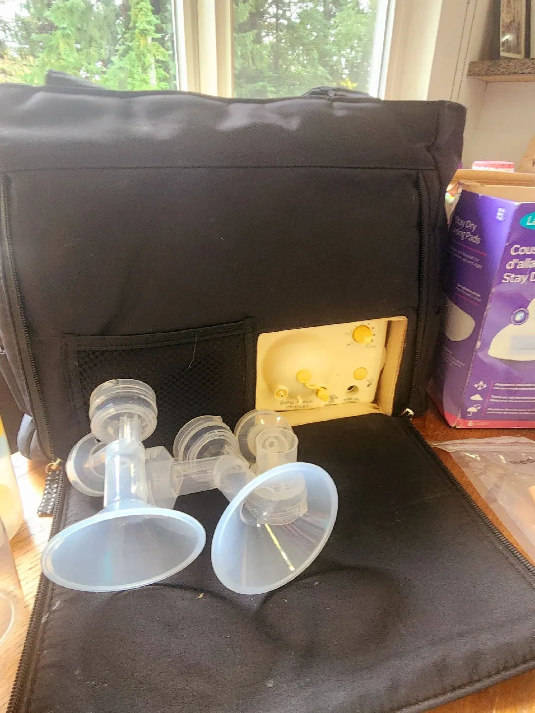 Medela & Haakaa Breast Pump Bundle image indicator(7)