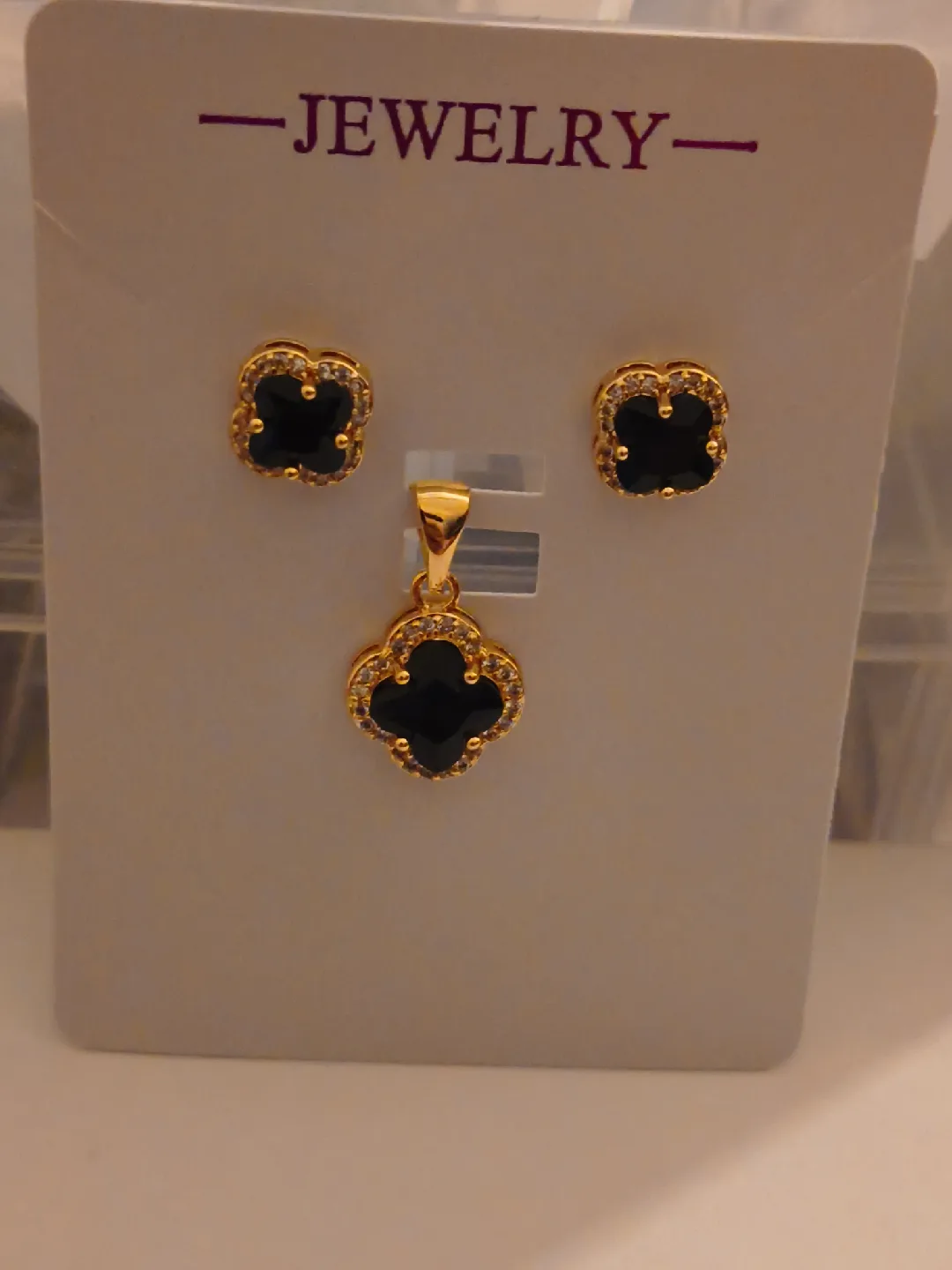 Clover Pendant & Earrings Set thumbnail