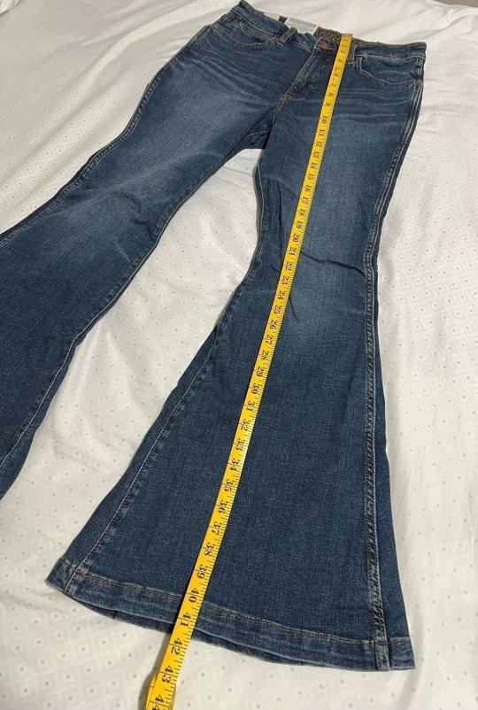 Wrangler Retro Bell Bottom Jeans Size 29x32 - photo 5