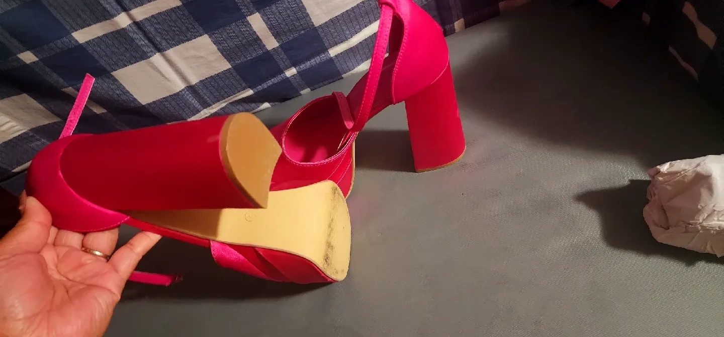 Hot Pink Platform Heels, Size 9 image indicator(4)