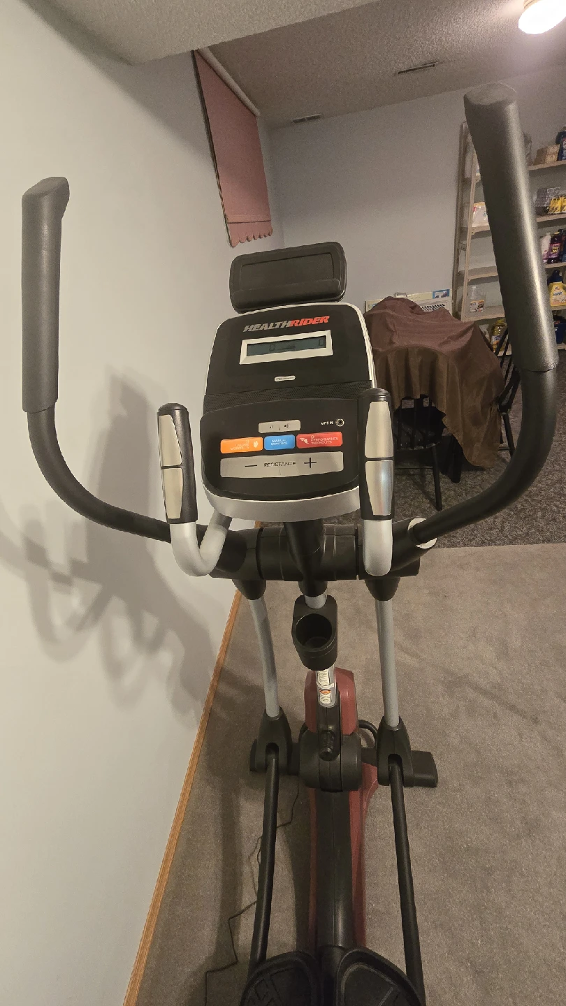 HealthRider H45e Elliptical - photo 5