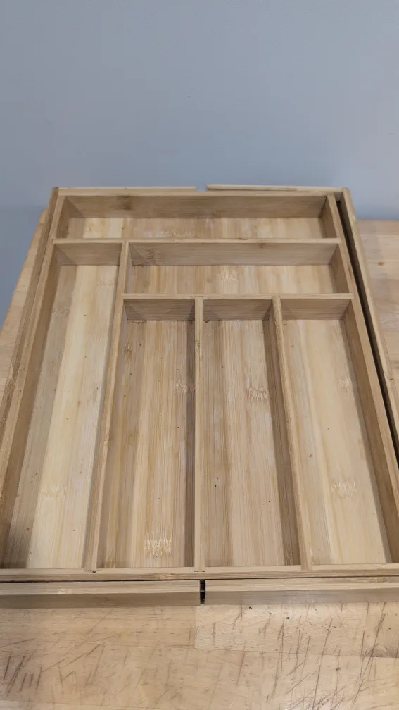 Adjustable Bamboo Cutlery Drawer Organizer image indicator(2)