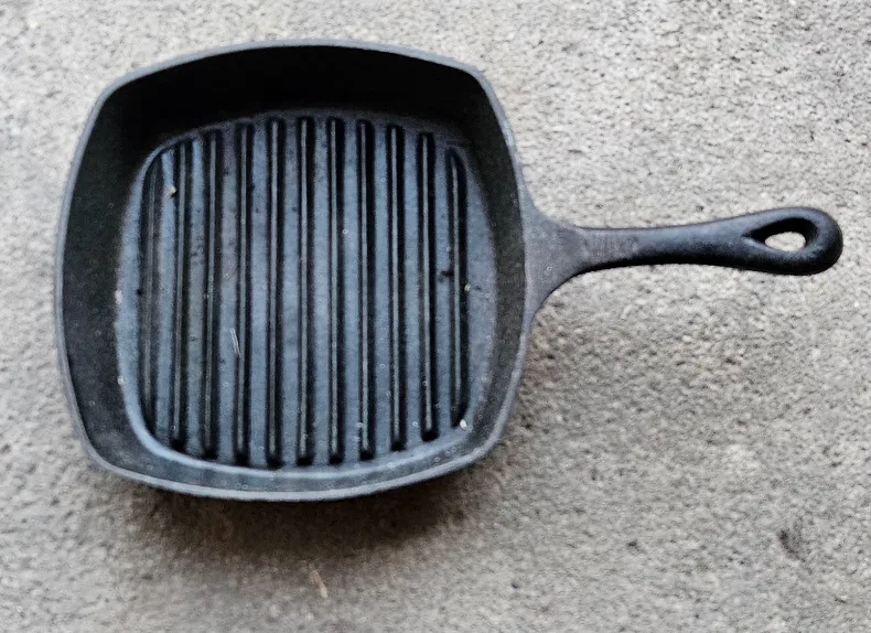 Cast Iron Grill Pan thumbnail