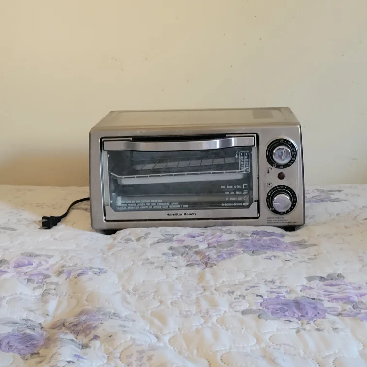 Hamilton Beach Toaster Oven thumbnail