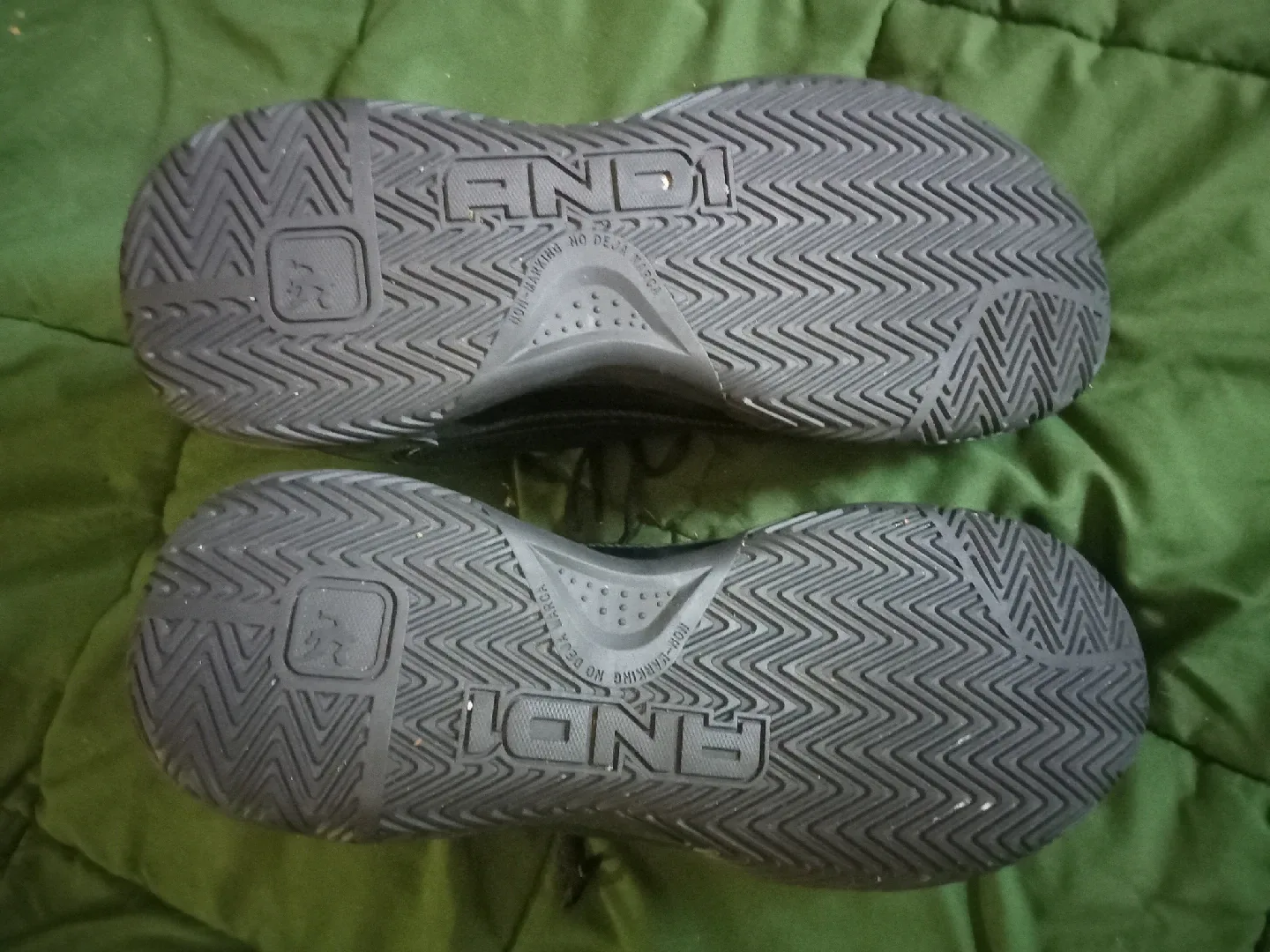 AND1 Black Basketball Shoes - Size 13 image indicator(4)