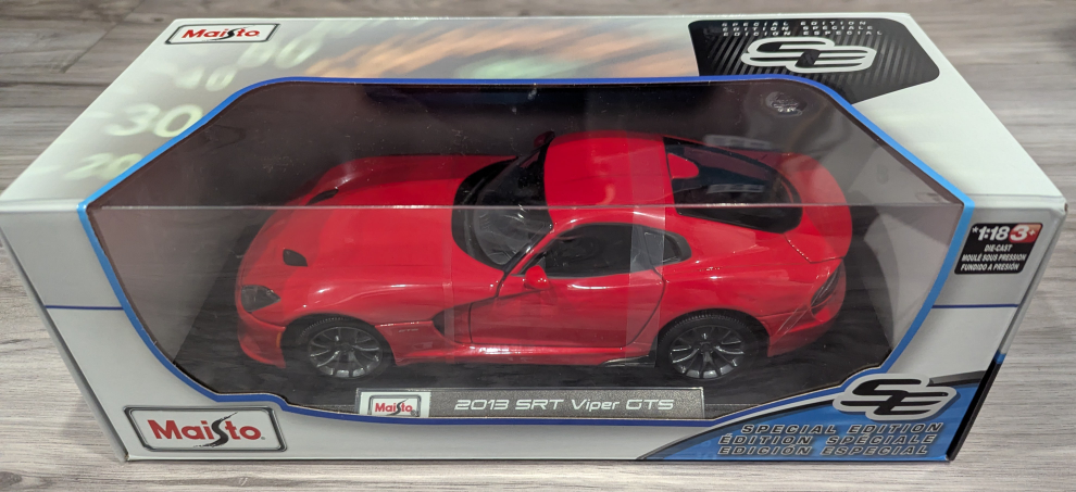 Maisto 2013 SRT Dodge Viper GTS