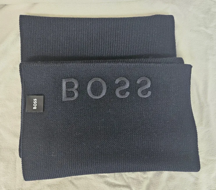 Hugo Boss BOSS Ribbed Scarf Dark Blue Like New image indicator(2)