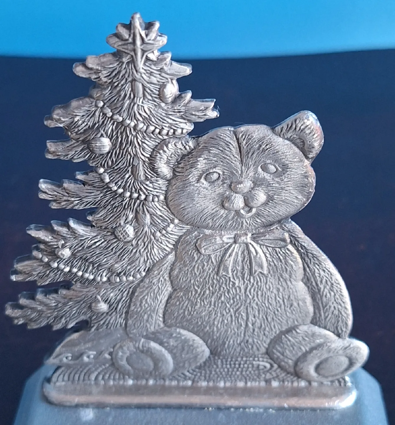Pewter Christmas Stocking Holder image indicator(2)