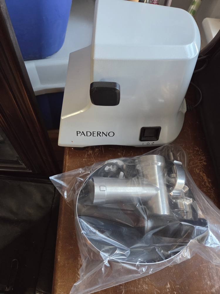 🥕 Paderno Meat Grinder