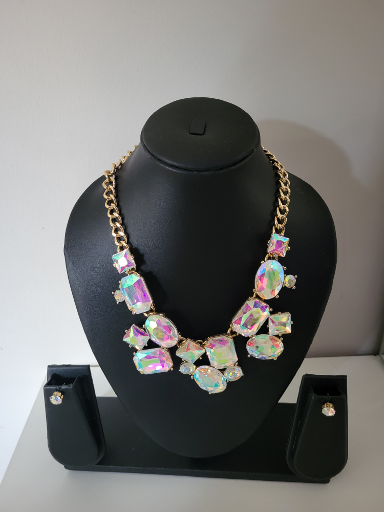 Statement Necklace with studs earrings