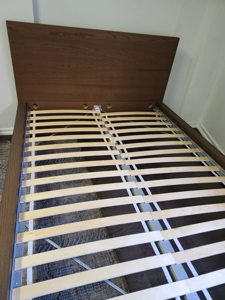 Queen Size Bed Frame - photo 3