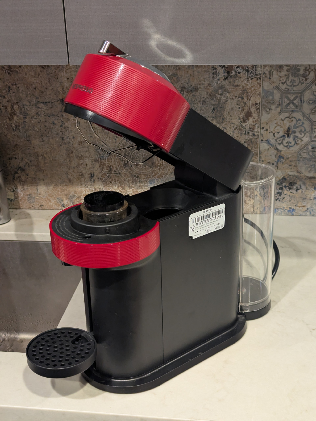 Nespresso Vertuo coffee machine - photo 3