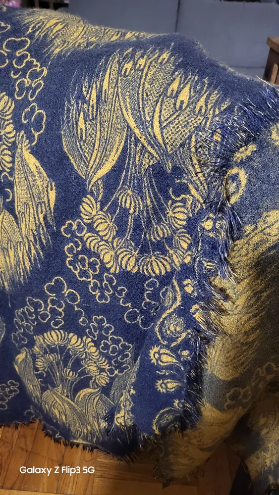 🥕Blue & Gold Patterned Throw/shall thumbnail