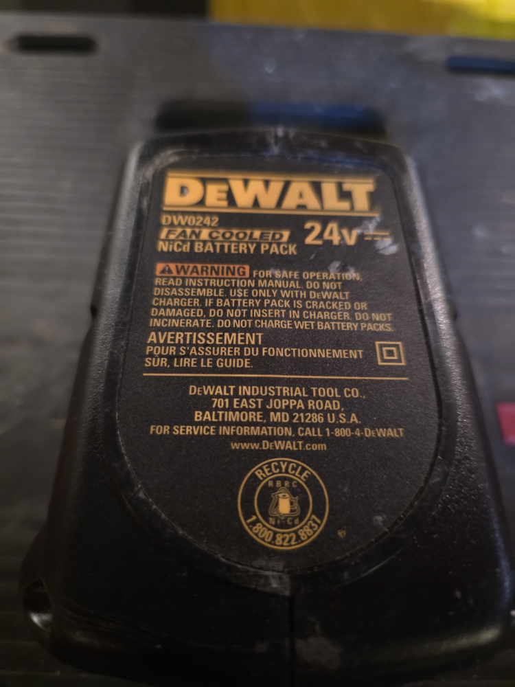 DeWalt 24V XR+ NiCd Fan Cooled Battery Pack