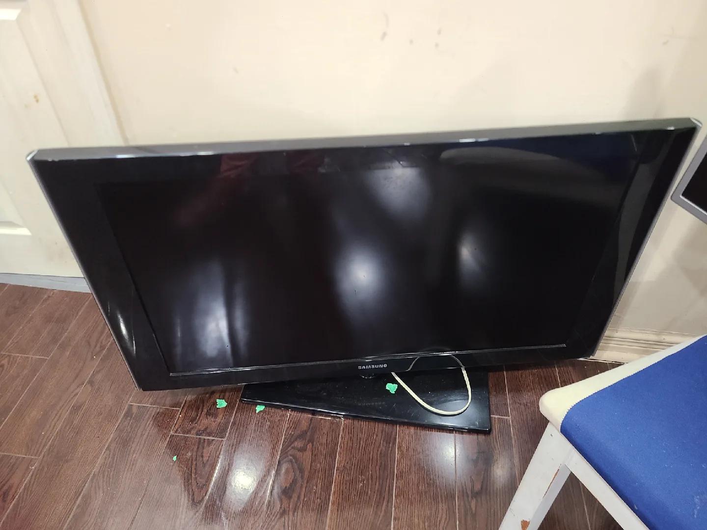 Samsung TV - Great Condition
