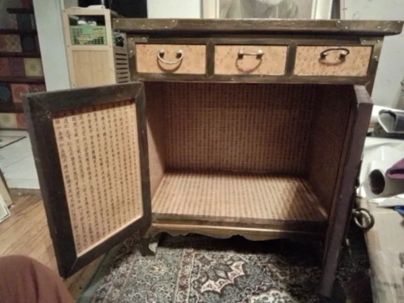 Vintage Chinese Oriental Hard Wood Carbinet image indicator(6)