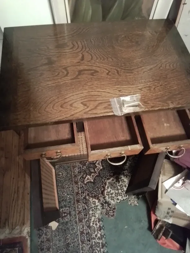 Vintage Chinese Oriental Hard Wood Carbinet image indicator(7)