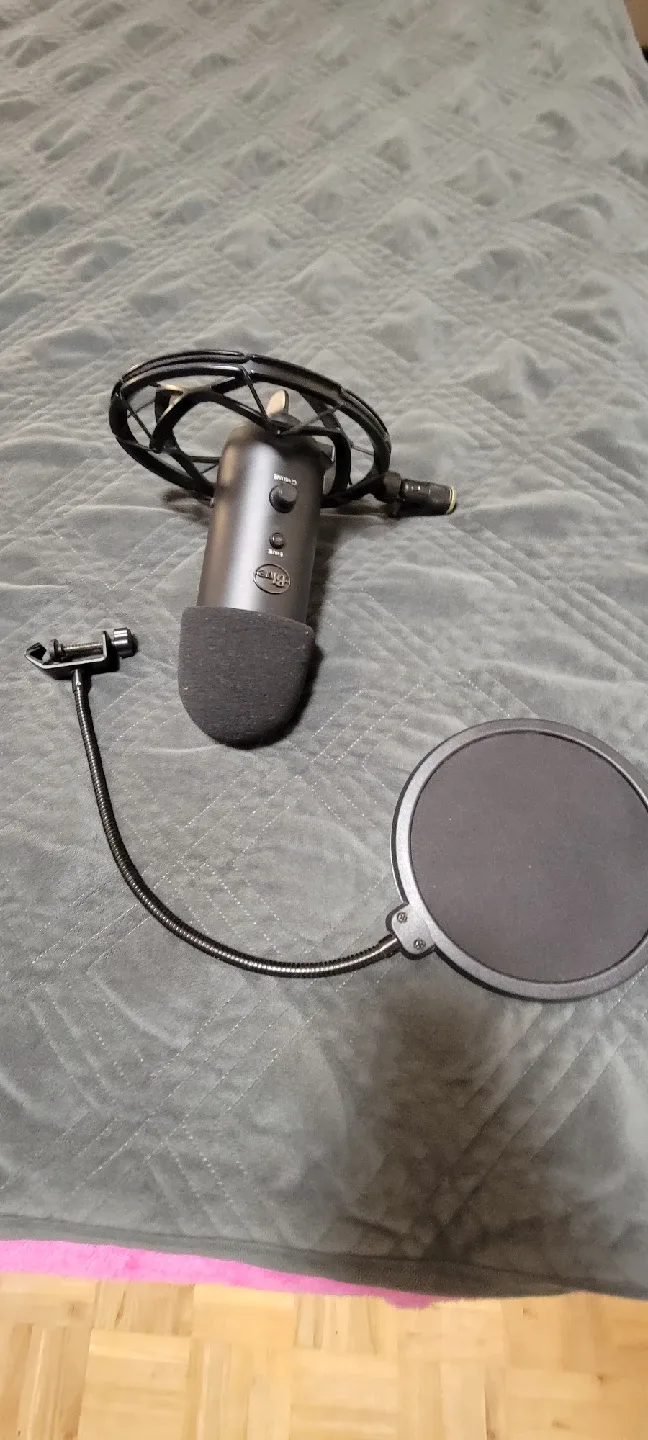 Blue Yeti USB Microphone image indicator(2)