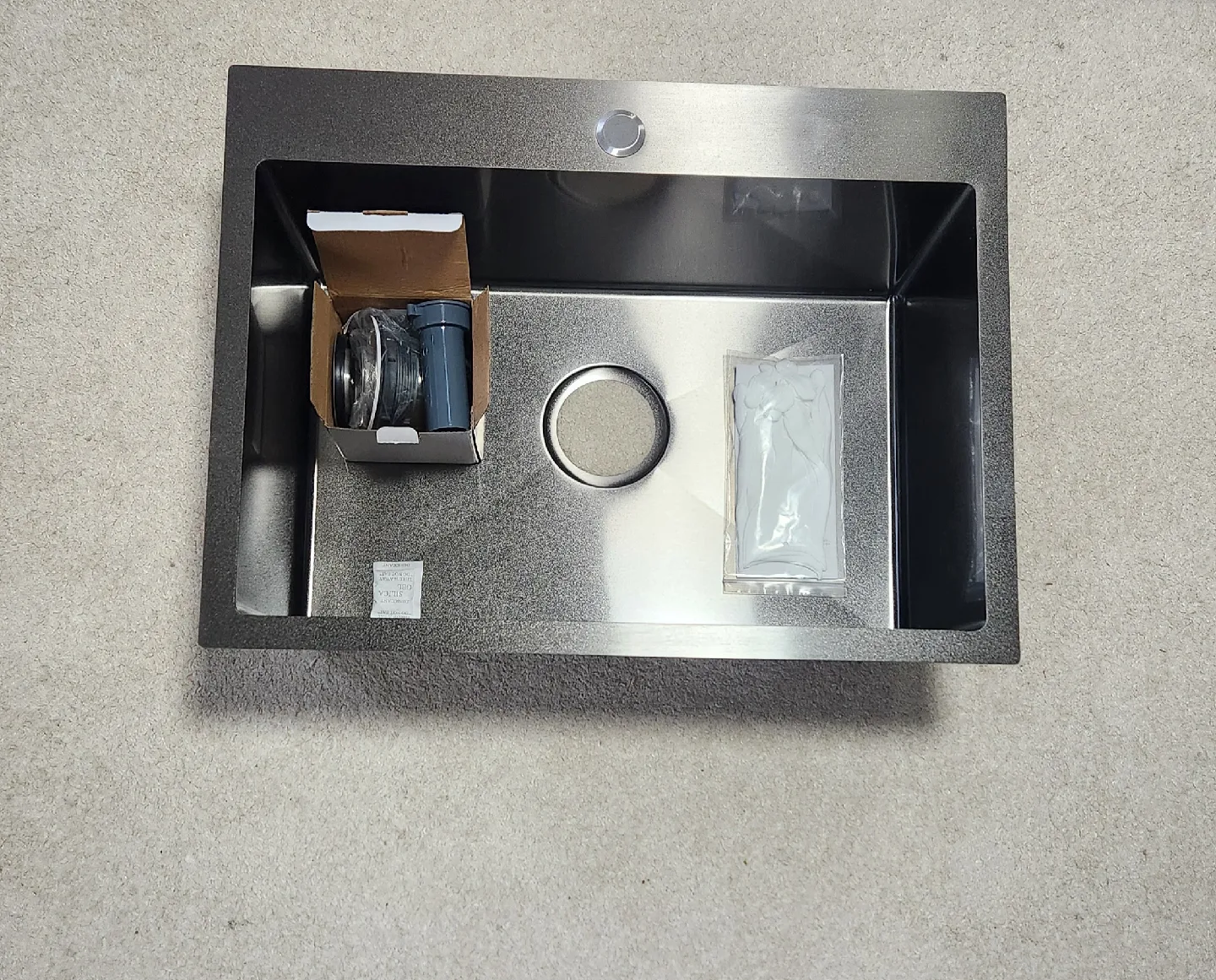 24 Inch Drop in Kitchen Sink Black(NEW) image indicator(6)