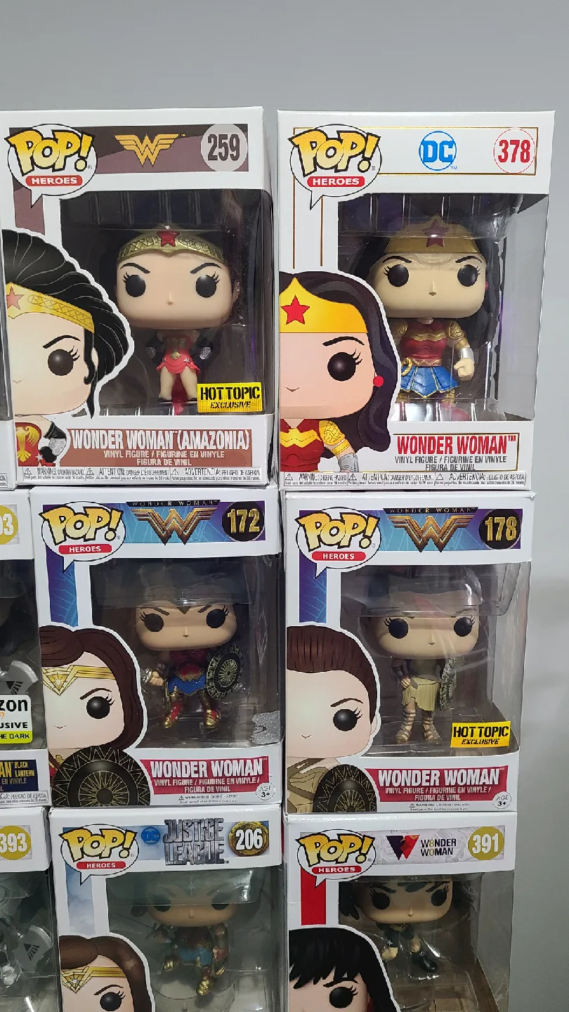 Funko Pop! Wonder Woman Vinyl Figures Collection image indicator(3)