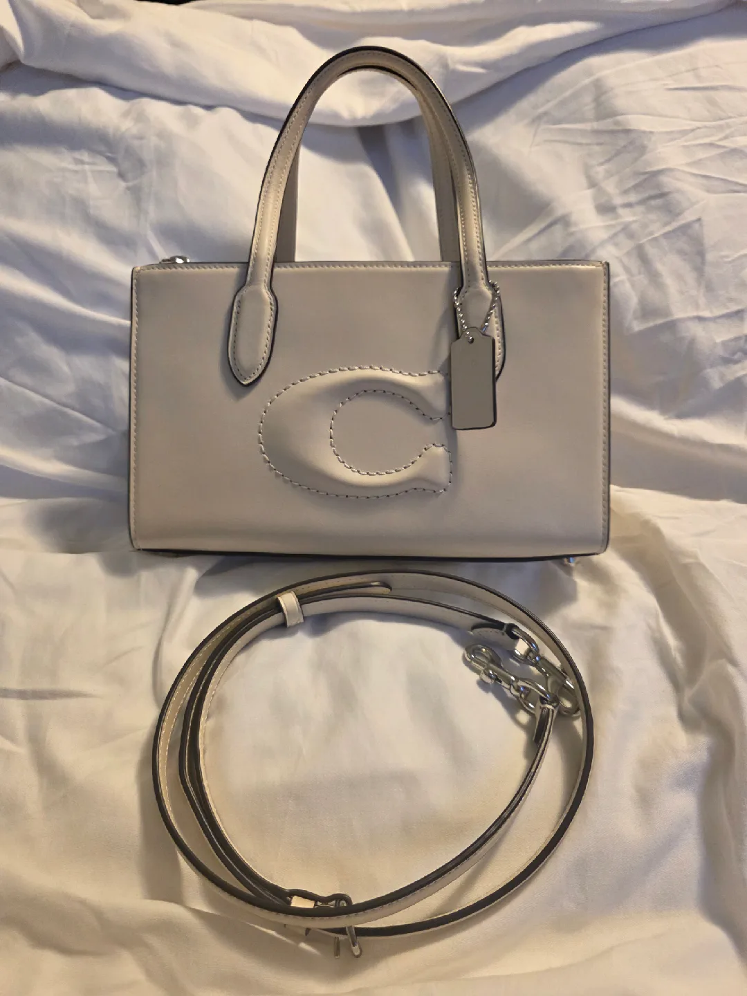 Coach Bag Nina Small Tote Bag: Chalk Colour image indicator(2)