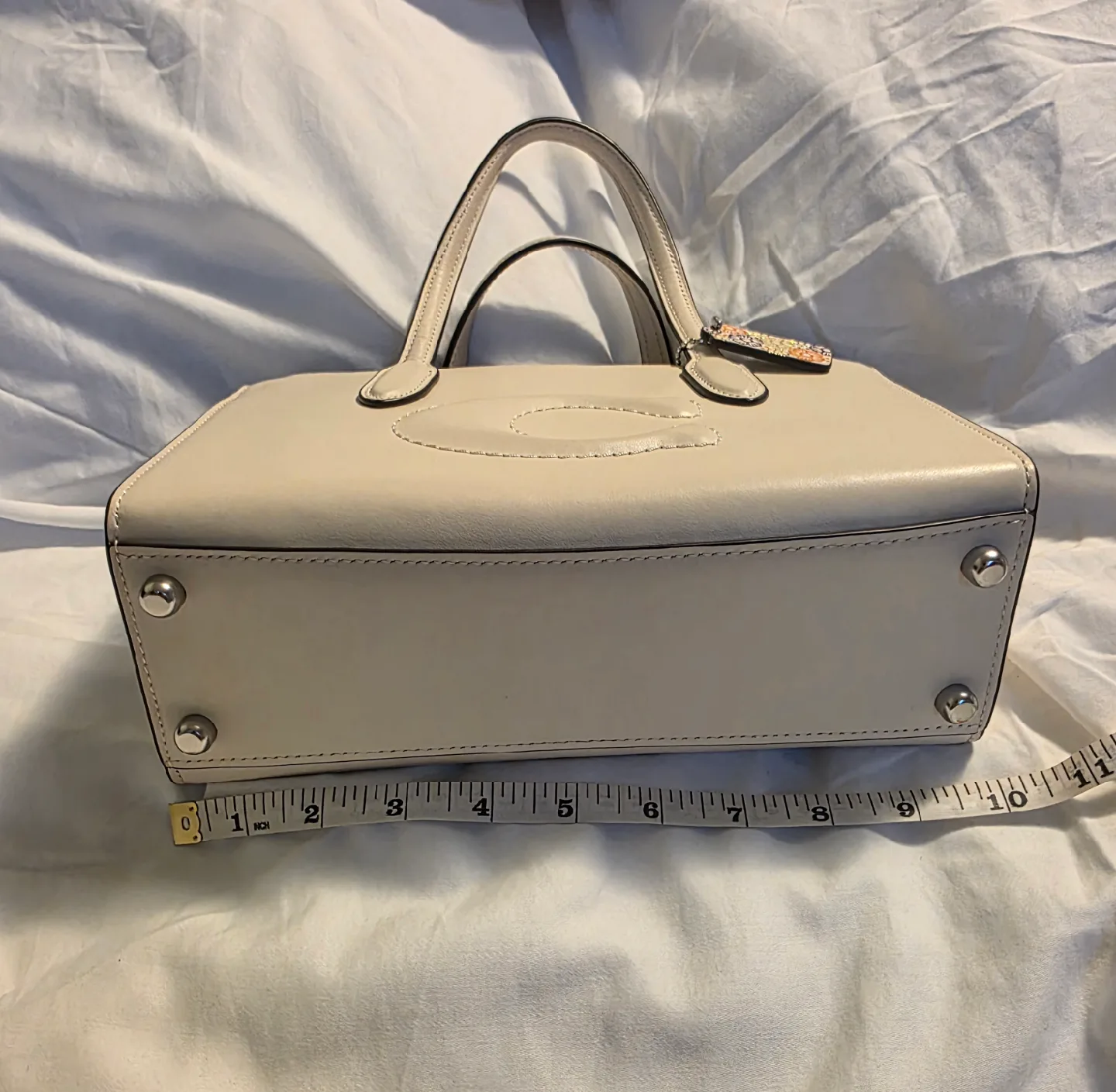 Coach Bag Nina Small Tote Bag: Chalk Colour image indicator(3)