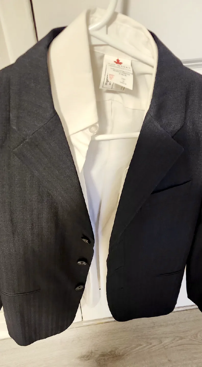 Boys Black Blazer & White Shirt Set image indicator(2)