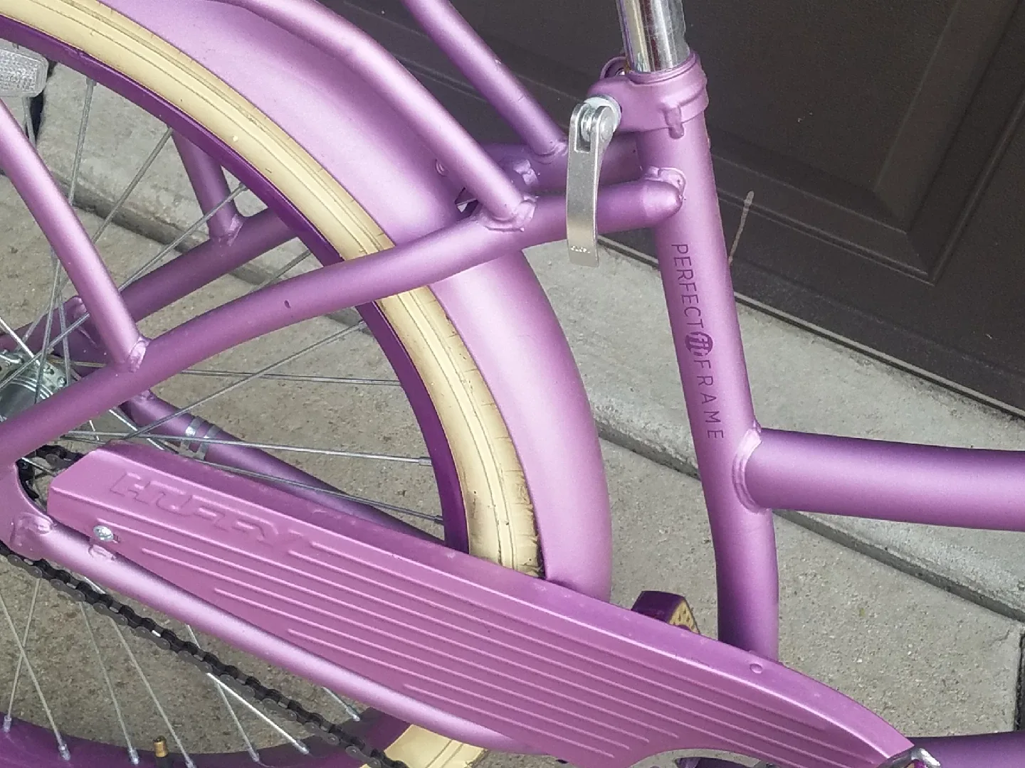 Purple Huffy Perfect Frame Cruiser Bike image indicator(4)