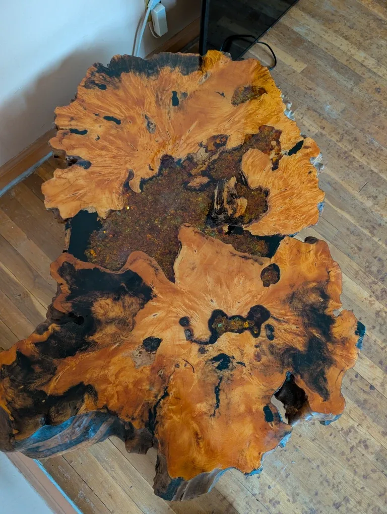 Unique Natural Wood Coffee Table image indicator(3)