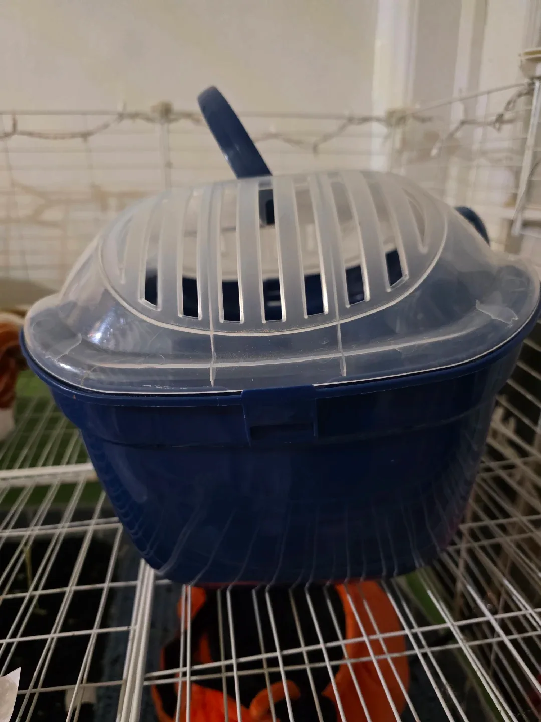 Blue Pet Carrier image indicator(4)